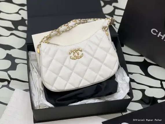 Hyper Peter HOBO HANDBAG CHANEL 0624